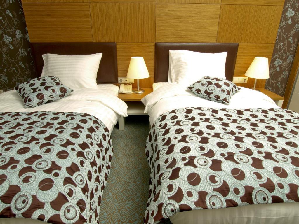 Grand Nur Plaza Hotel Aktau  Habitación foto
