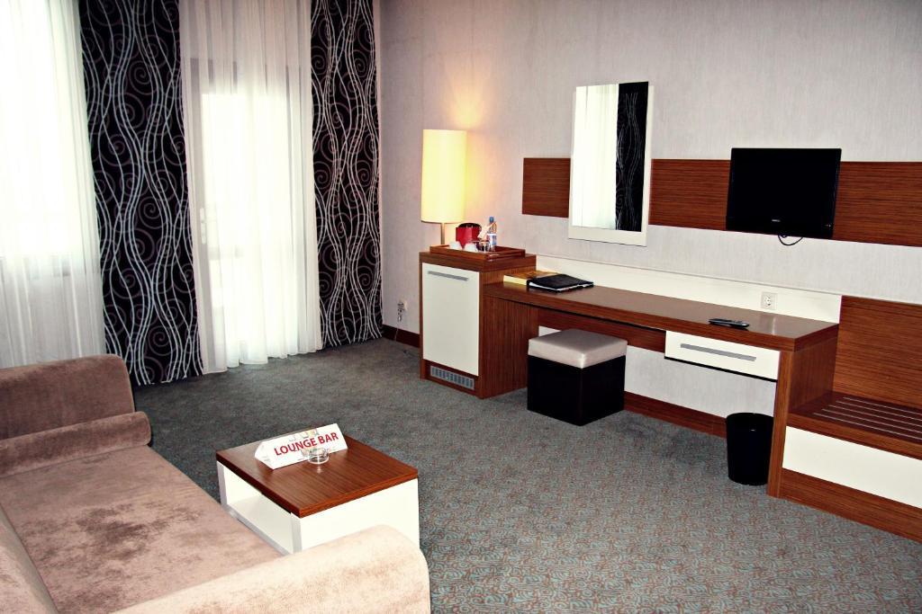 Grand Nur Plaza Hotel Aktau  Habitación foto
